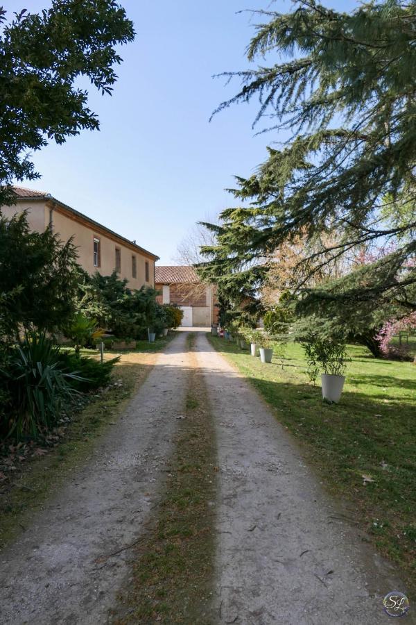 Domaine De L'Ile - Gites Et Chambres D'Hotes Castelsarrasin Exterior photo